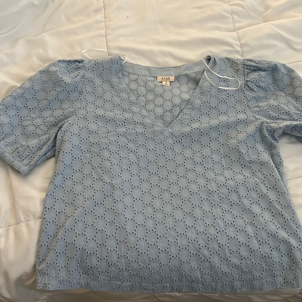 Ana shirt size small